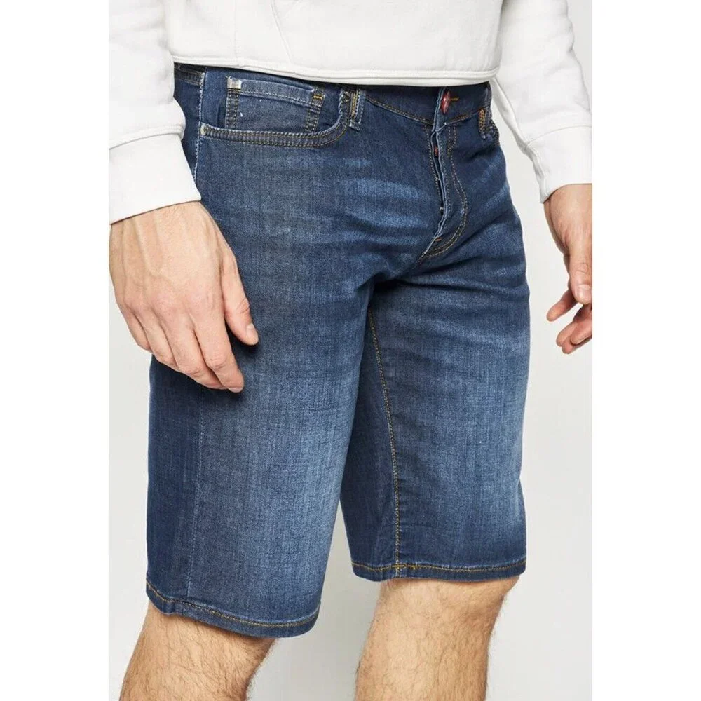 Guess Men's Eco Slim Fit  Short Feather Weight Denim In Blue Size 30